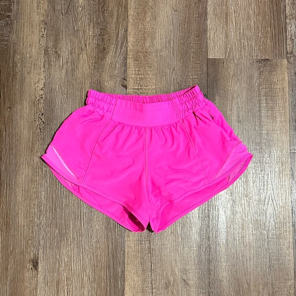 SOLD - Lululemon Hotty Hot Shorts - Picture 1 of 2